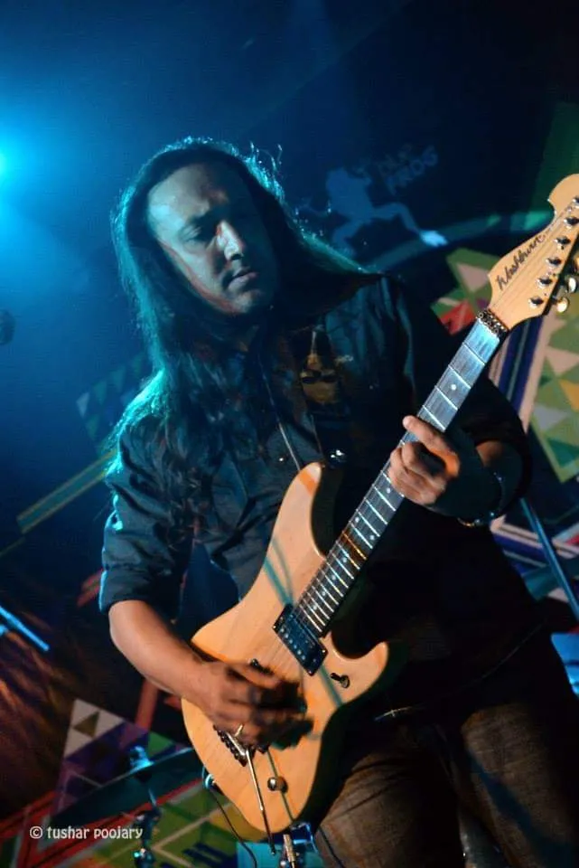 best online guitar courses as well as enquiries for soundtrack requirements